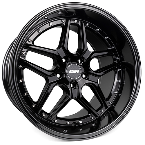 ESR CS15 Gloss Black - Part Number 80551422 CS15GBLK ESR CS15 Gloss Black Photo
